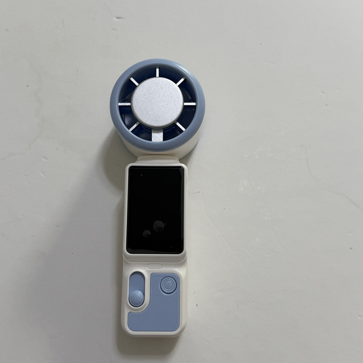 Foluu 3-in-1 portable fan in white - real customer photo